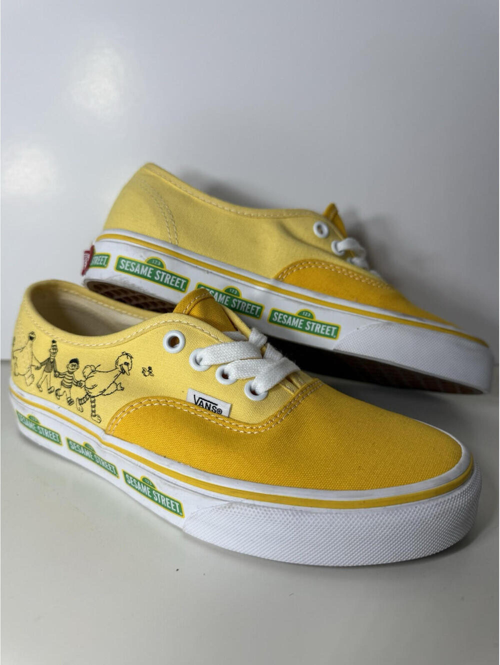 Vans x Sesame Street Authentic Yellow Sneakers Limited-Edition Women Size 5.5